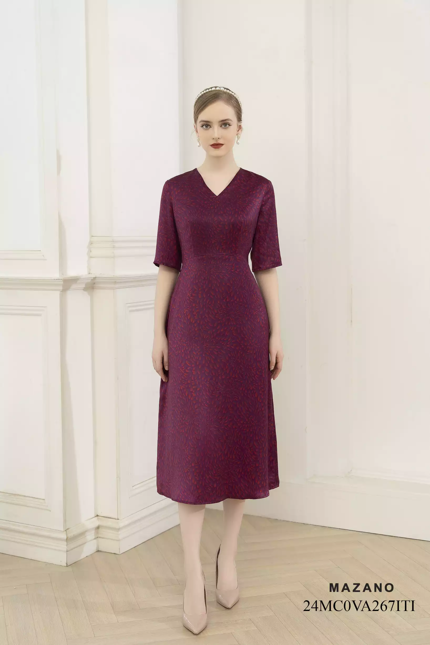 Váy Đầm Ôm Vải lụa dày Hoạ tiết cách điệu