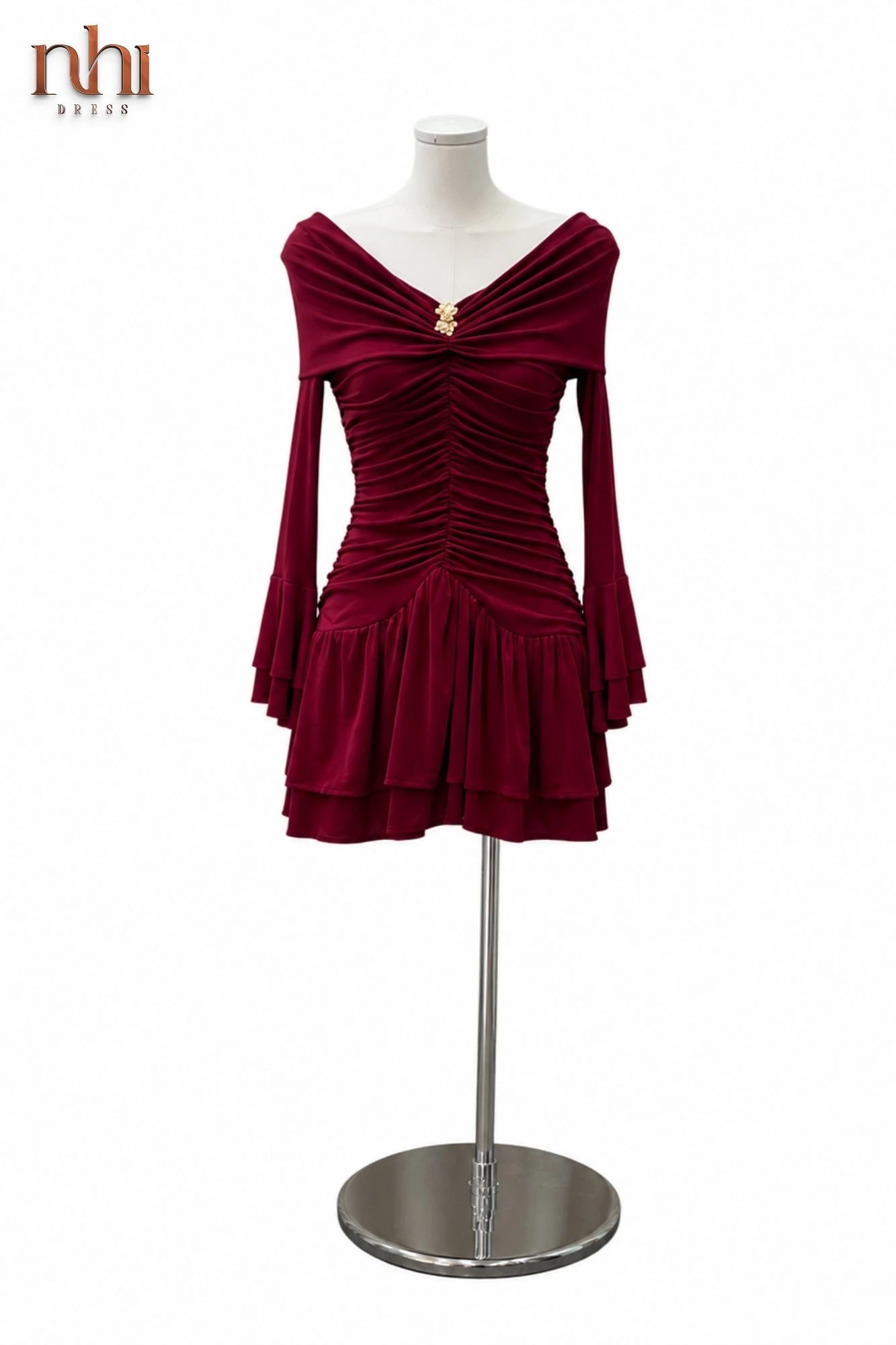 Váy Nhung Xếp Nhún Tay Loe Tầng Dáng Ngắn Màu Đỏ Burgundy