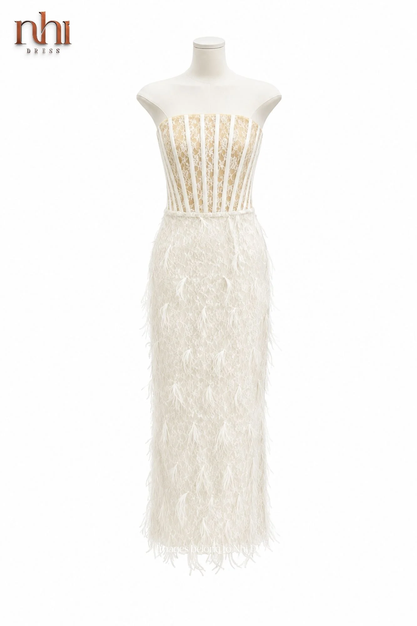 Váy Quây Corset Ren Tua Lông Dáng Dài Màu Trắng Ngà